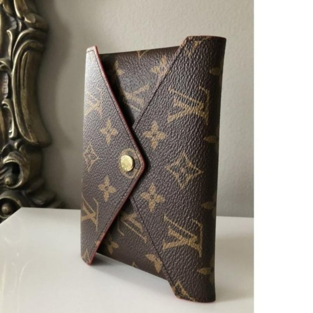 NEW Louis Vuitton Pochette Kirigami Medium Size Clutch
